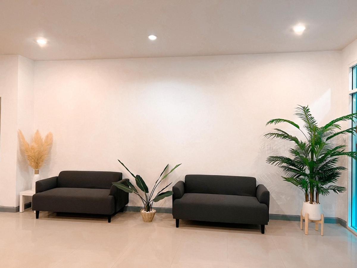 Отель Baobab Patong Экстерьер фото